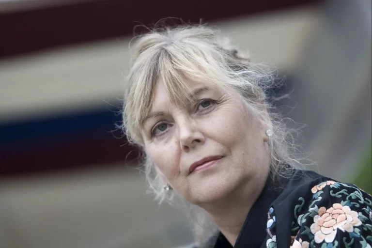 Kate Atkinson Biography, Age, Career, Personal Life and Net Worth